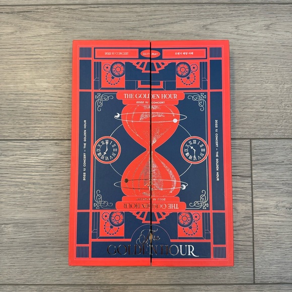 IU - 2022 IU Concert [The Golden Hour: Under the Orange Sun] (Blu-ray) K-Pop - Picture 7 of 10